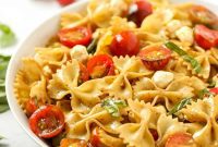 Italian Summer Caprese Pasta