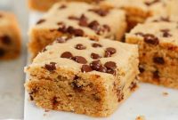 Ultimate Chocolate Chip Bars
