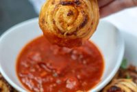 Speedy Pizza Pinwheels