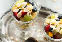 Vibrant Fruit Salad in Minutes