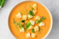 Velvety Instant Pot Tomato Soup