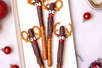 Jolly Reindeer Pretzels