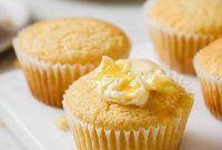 Golden Cornbread Muffins