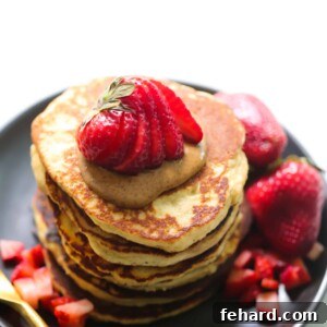 Almond Flour Banana Pancakes