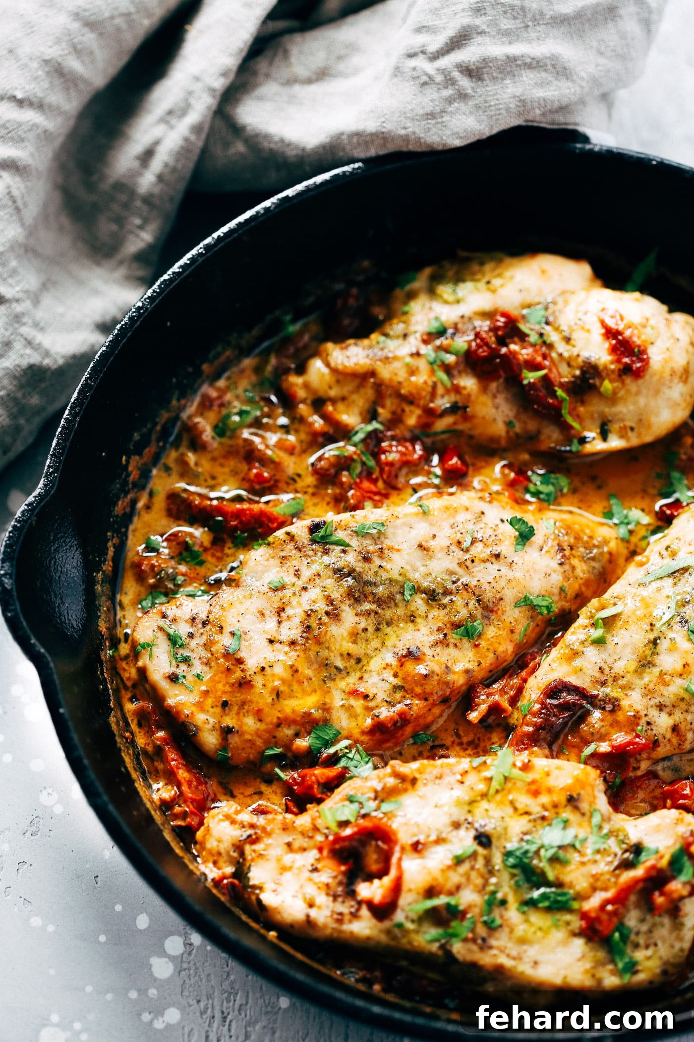 Delicious Creamy Parmesan Chicken Skillet, a quick and easy 30-minute dinner recipe