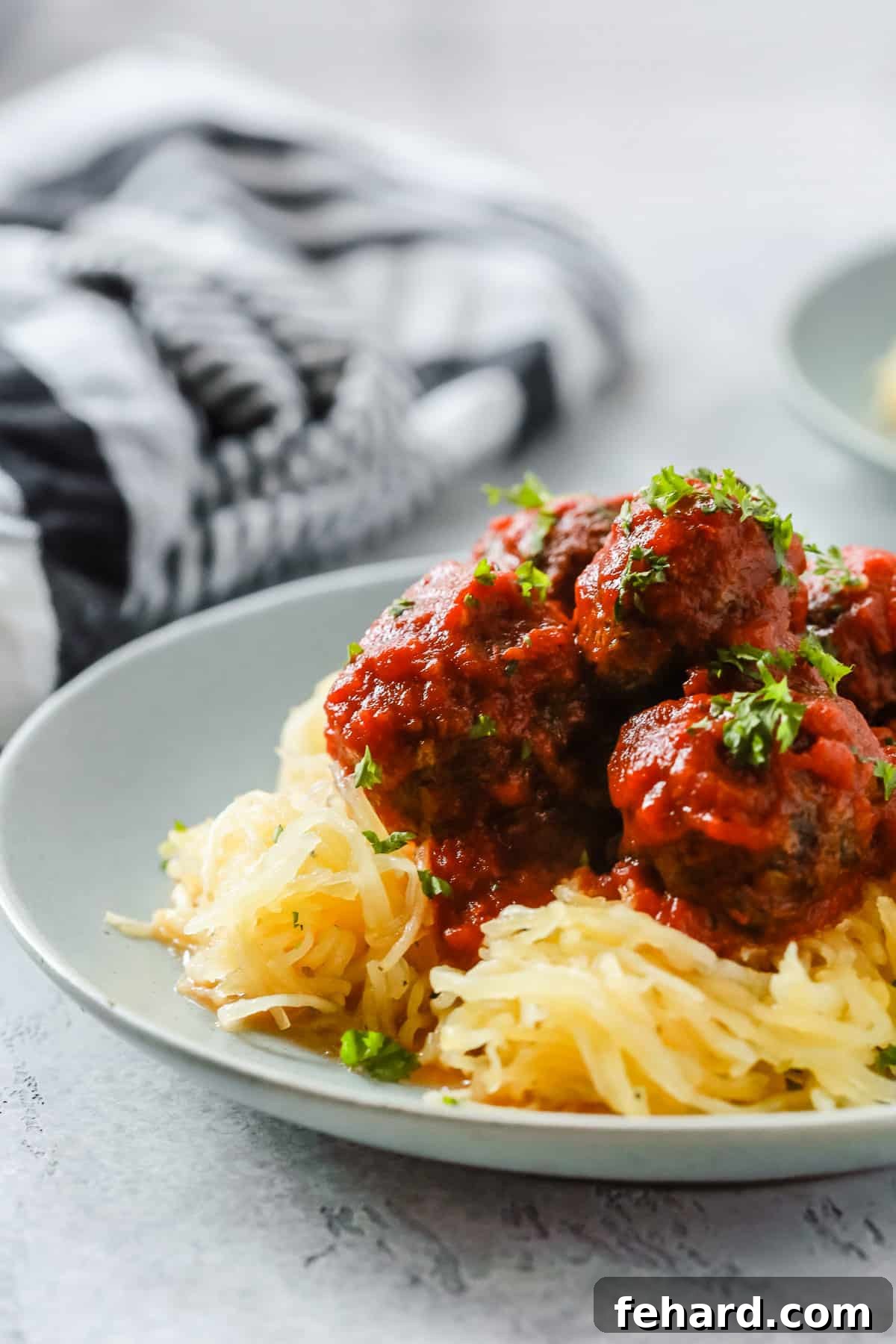 Whole30 Low-Carb Spaghetti Squash With Meatballs
