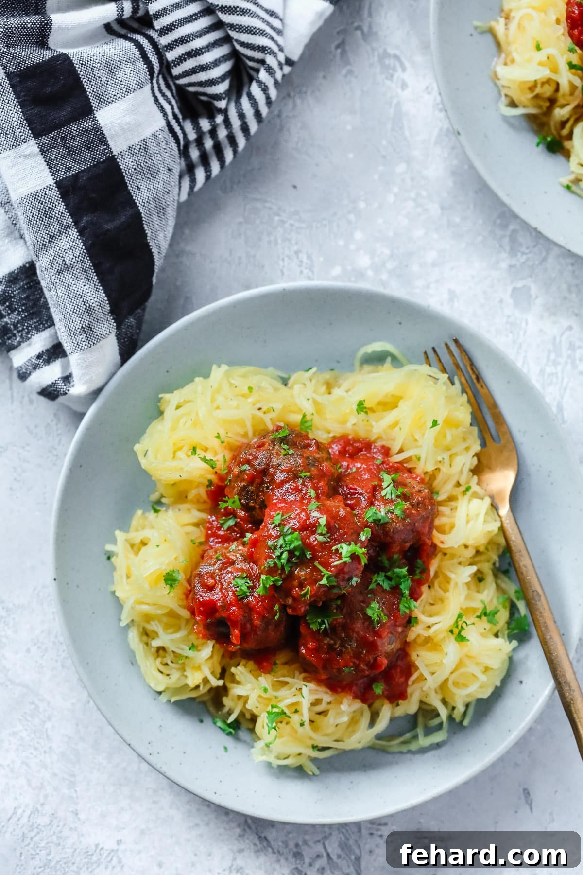 Whole30 Low-Carb Spaghetti Squash With Meatballs