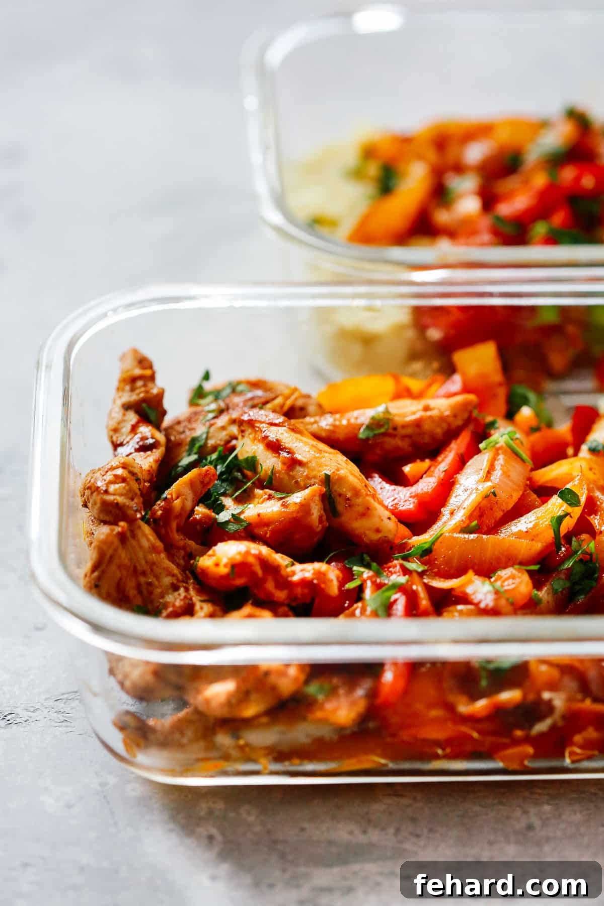 Flavor Packed Chicken Fajita Meal Prep Bowls 3 Chicken Fajita Meal-Prep in glass Bowls