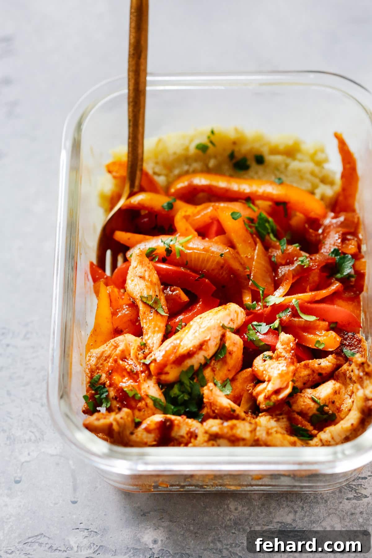 Flavor Packed Chicken Fajita Meal Prep Bowls 4 Chicken Fajita Meal-Prep in a glass Bowl