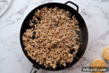 Rich Country Sausage Gravy 5 Browned sausage in skillet.