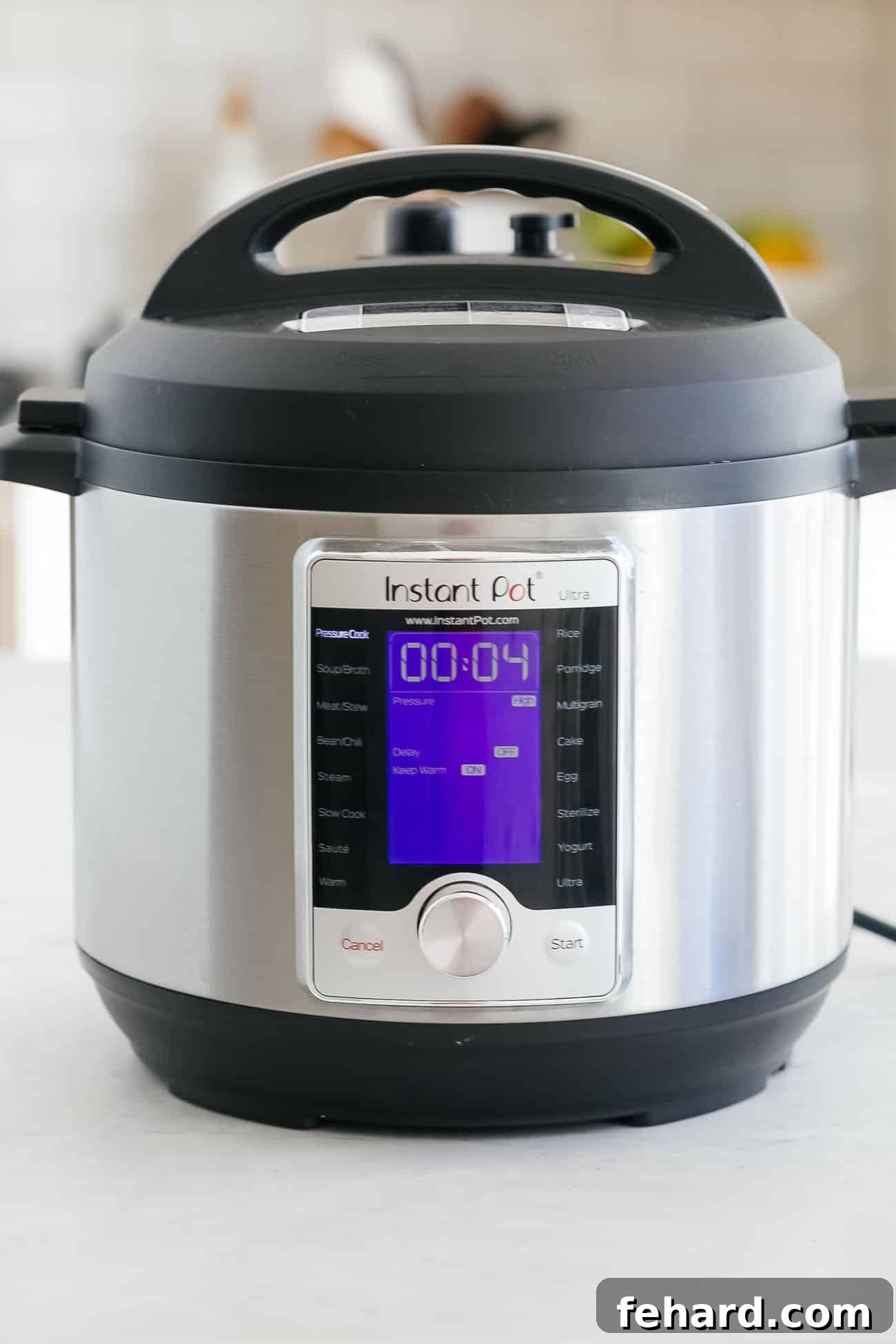 Instant Pot display showing 'High Pressure' set for four minutes.