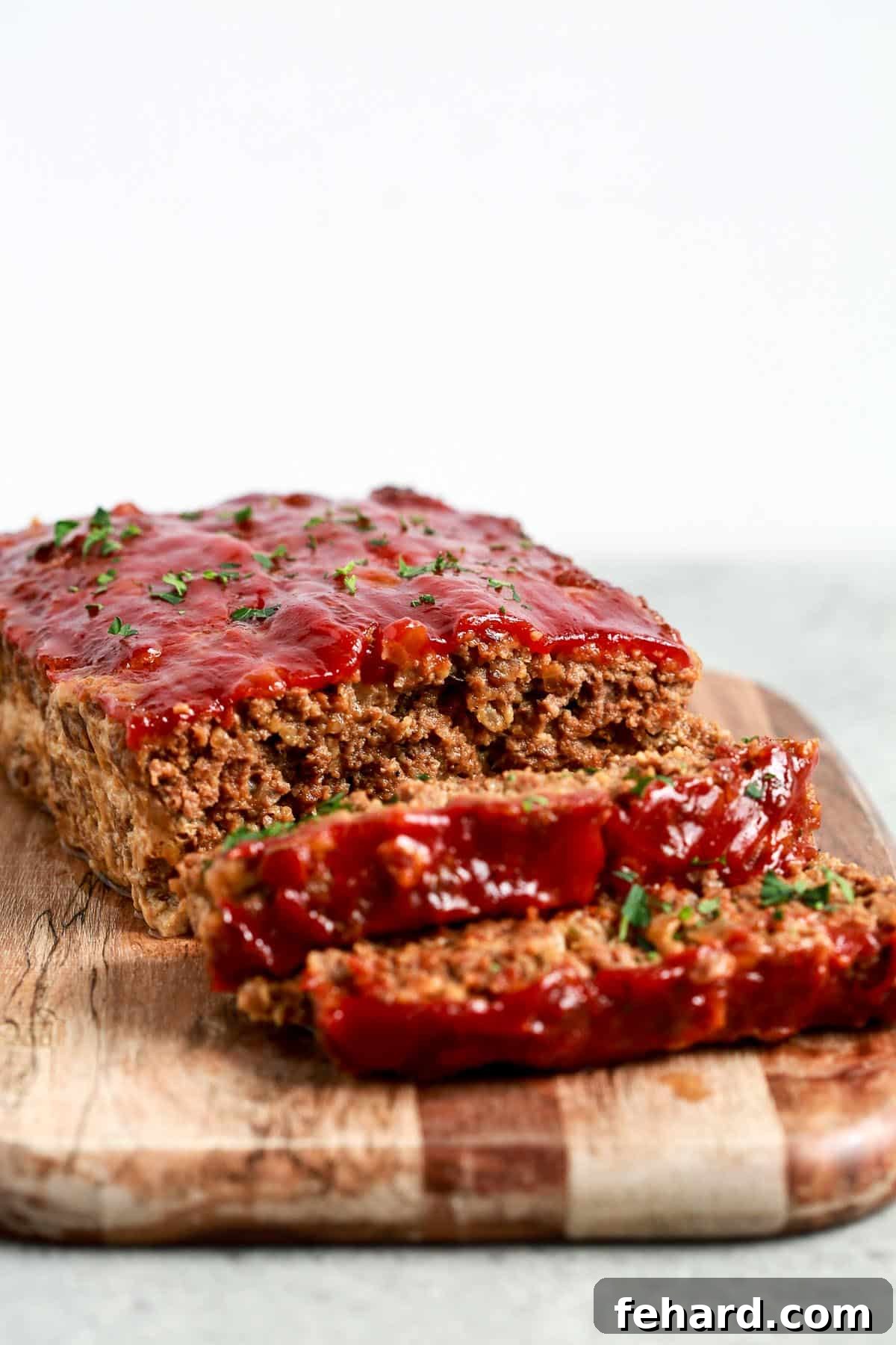 Guilt Free Meatloaf Perfection 7 savory ground beef dinner - juicy, healthy meatloaf