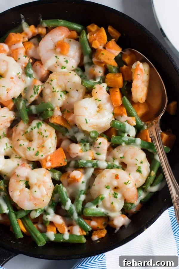 Sweet Potato Green Beans Shrimp Skillet - This Shrimp Skillet is made with sweet potato and green beans, which uses only one pot and it is done in less than 30mins. Sweet Potato Green Beans Shrimp Skillet Primavera Kitchen Recipe