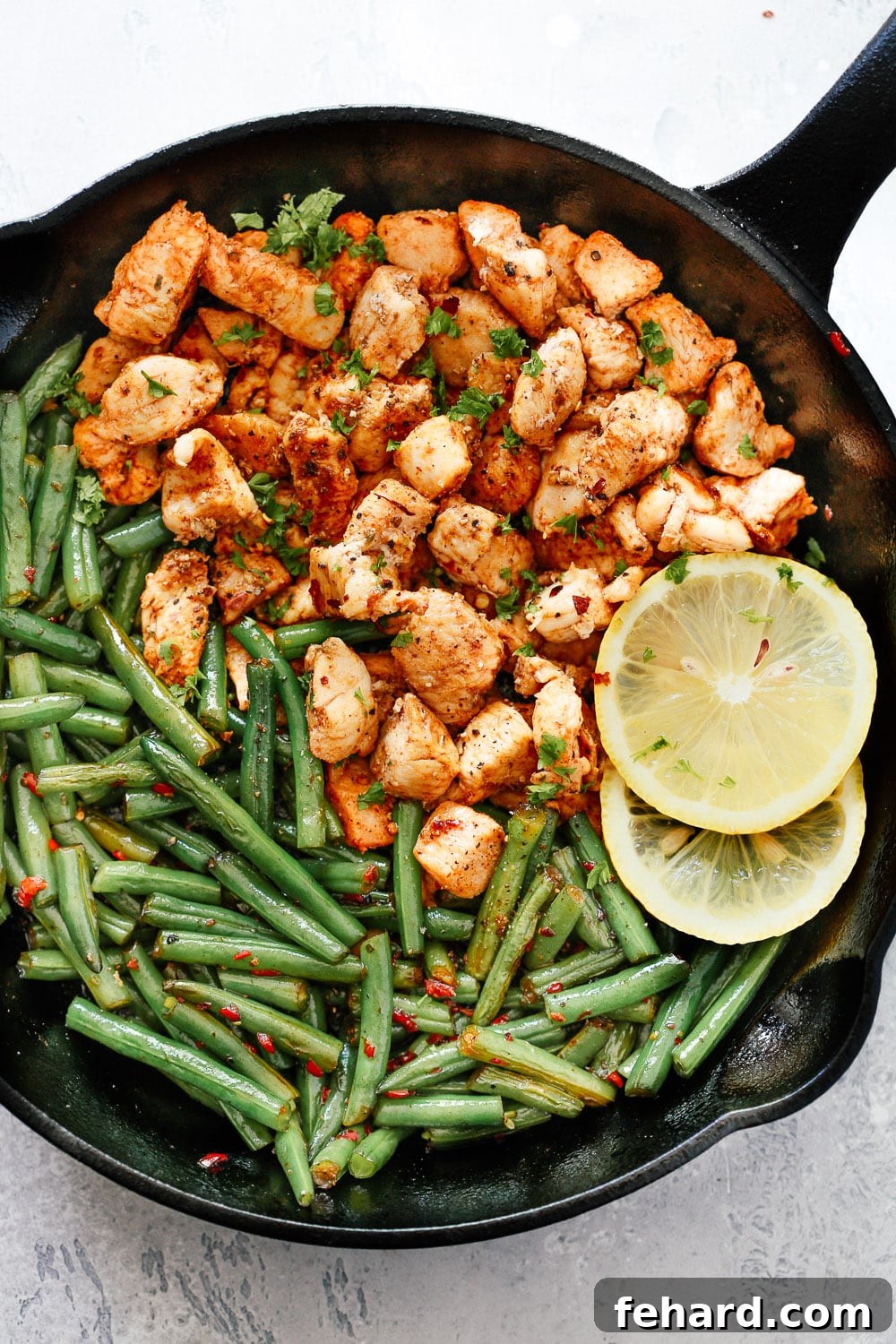 Flavorful Gluten-Free Dinners 5 A close-up of a spicy green beans chicken skillet, promising a flavorful gluten-free dinner.