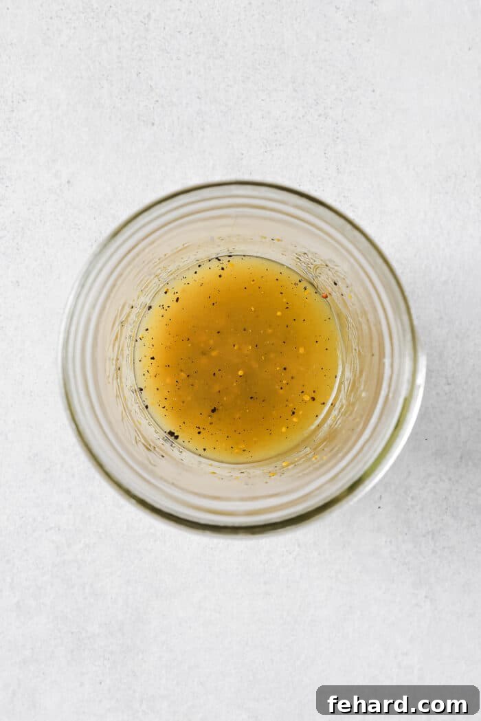 Vinaigrette in a mason jar