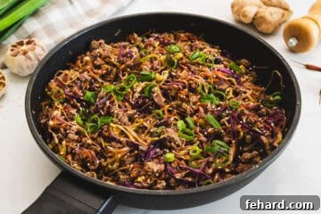 Egg Roll Medley Bowl 6 Ground turkey sauteed with coleslaw mix, green onions, soy sauce, garlic, ginger, and rice wine vinegar.